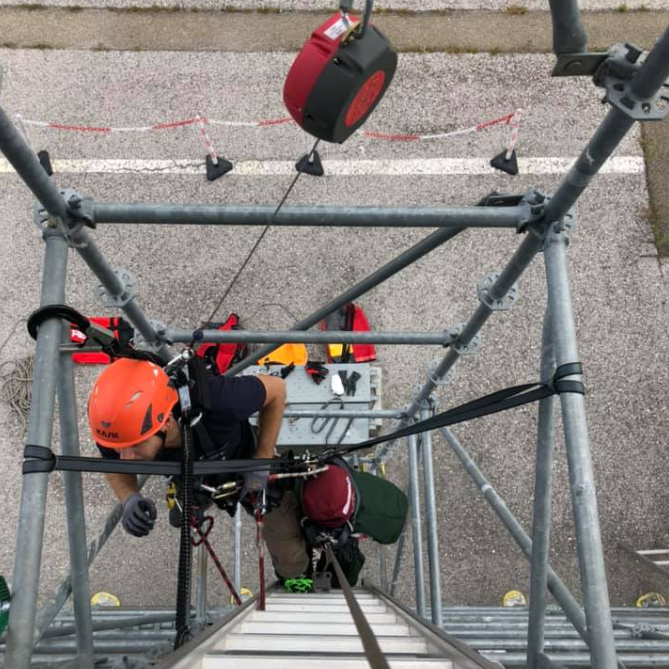 Mannequin d'entrainement au secours travail en hauteur Ruth Lee Hydrotop